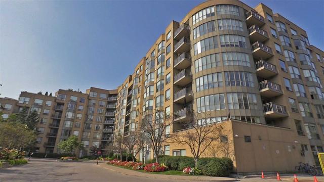 706 - 2511 Lakeshore Rd W, Condo with 2 bedrooms, 2 bathrooms and 1 parking in Oakville ON | Image 1