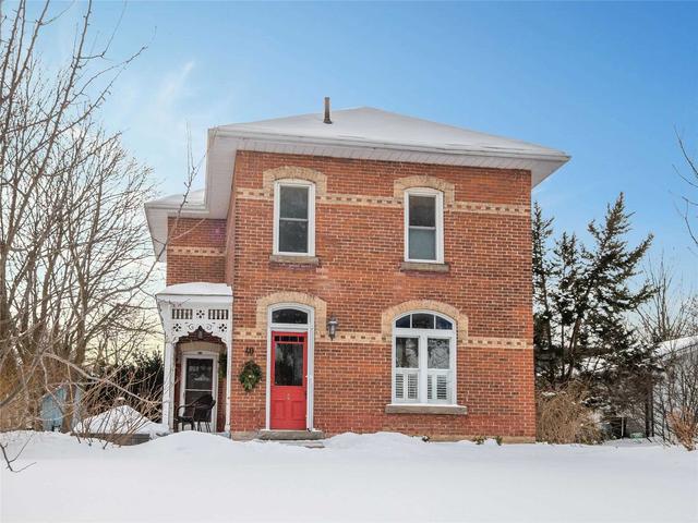 40 Margaret St, House detached with 3 bedrooms, 2 bathrooms and 3 parking in Orangeville ON | Image 1