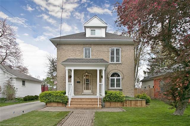 357 Queen Street E, House detached with 3 bedrooms, 1 bathrooms and 6 parking in St. Marys ON | Image 1