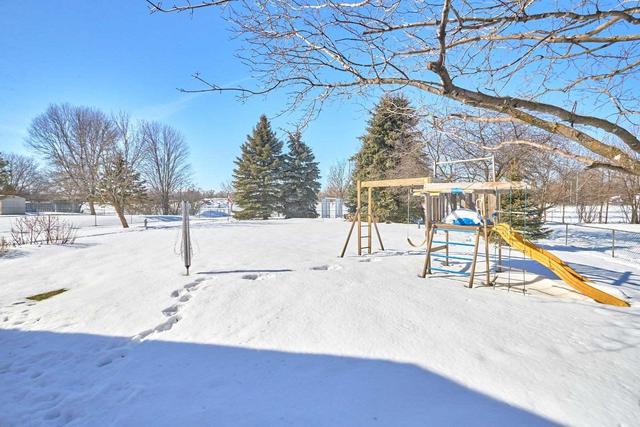 2118 Chantler St, House detached with 3 bedrooms, 2 bathrooms and 6 parking in Innisfil ON | Image 8