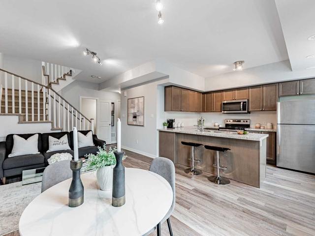 338 - 19 Bellcastle Gate, Townhouse with 2 bedrooms, 2 bathrooms and 2 parking in Whitchurch Stouffville ON | Image 29