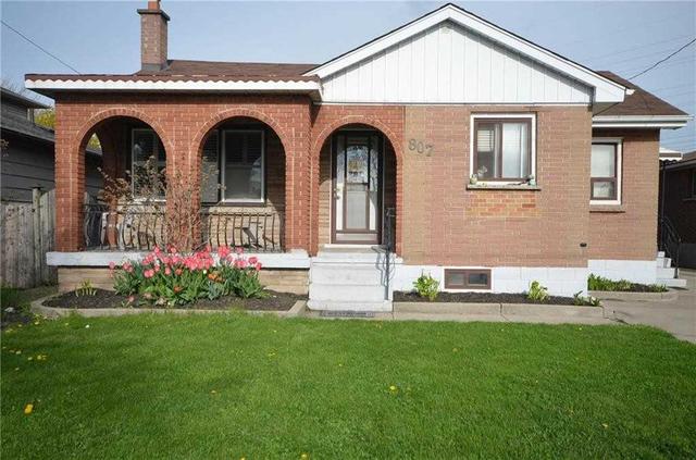 807 Dunn Ave, House detached with 3 bedrooms, 2 bathrooms and 5 parking in Hamilton ON | Image 12