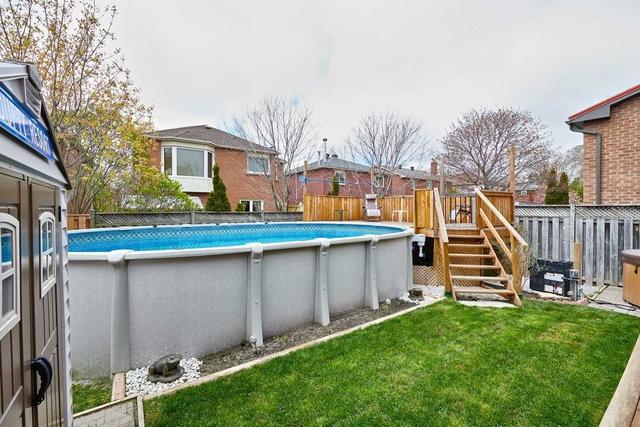 184 Kozlov St, House detached with 3 bedrooms, 2 bathrooms and 3 parking in Barrie ON | Image 11