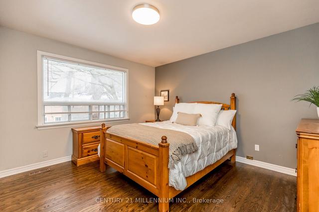 12 Boxbury Rd, House detached with 3 bedrooms, 3 bathrooms and 6 parking in Toronto ON | Image 14