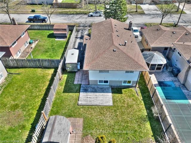 8182 Lynhurst Dr, House detached with 3 bedrooms, 2 bathrooms and 3 parking in Niagara Falls ON | Image 27