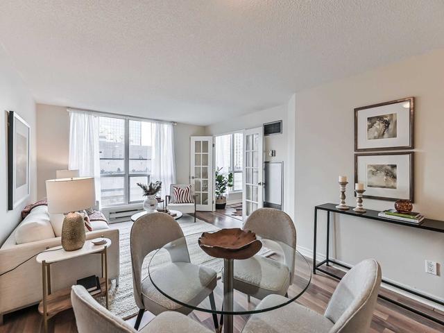1809 - 7 Carlton St, Condo with 1 bedrooms, 1 bathrooms and 0 parking in Toronto ON | Image 19