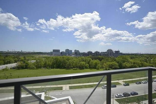 1003 - 1 Uptown Dr, Condo with 2 bedrooms, 2 bathrooms and 1 parking in Markham ON | Image 2