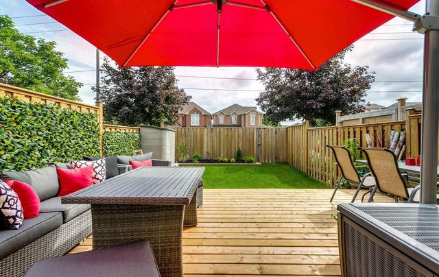 19 Murphy Lane, Townhouse with 3 bedrooms, 2 bathrooms and 2 parking in Ajax ON | Image 16
