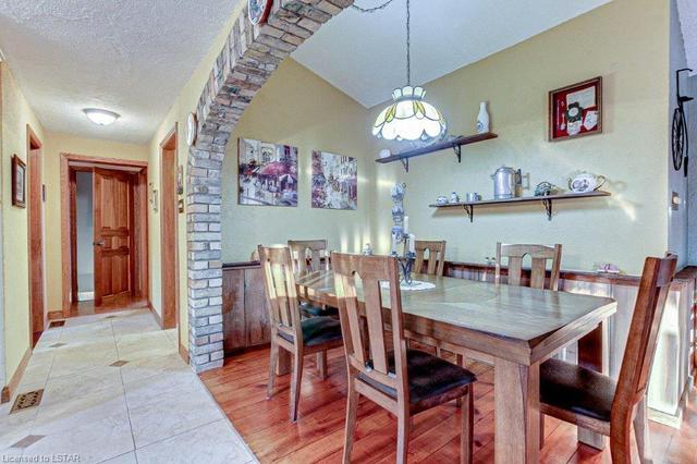 24091 Bear Creek Road, House detached with 3 bedrooms, 2 bathrooms and 15 parking in Middlesex Centre ON | Image 12