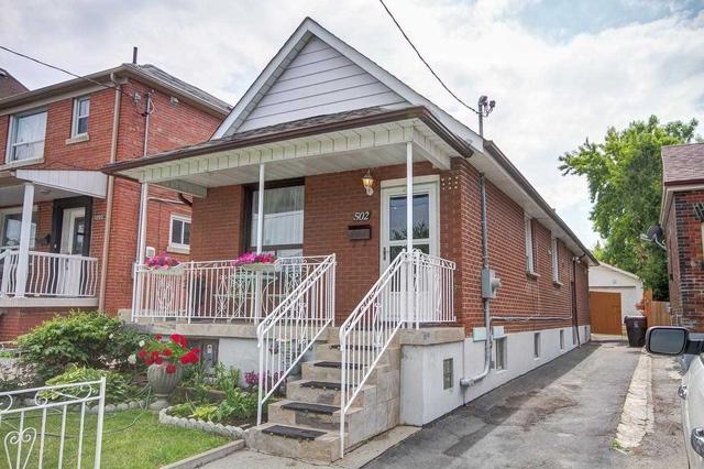 502 Caledonia Rd, House detached with 2 bedrooms, 2 bathrooms and 4 parking in Toronto ON | Image 18