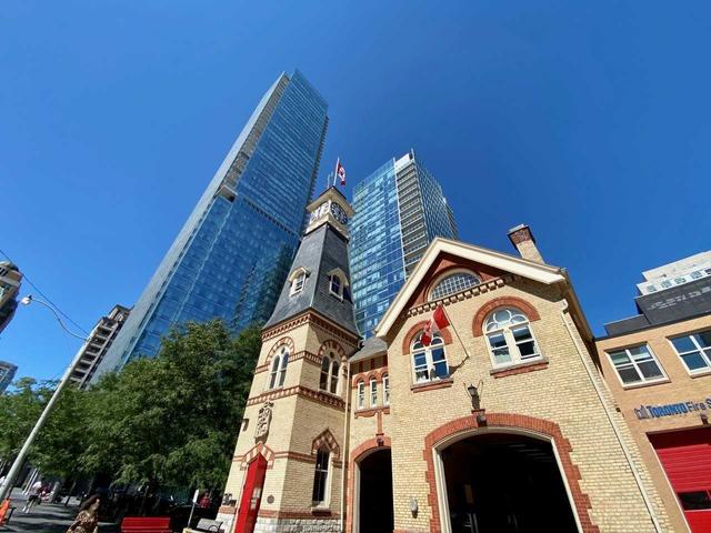 809 - 1 Yorkville Ave, Condo with 2 bedrooms, 2 bathrooms and 1 parking in Toronto ON | Image 15