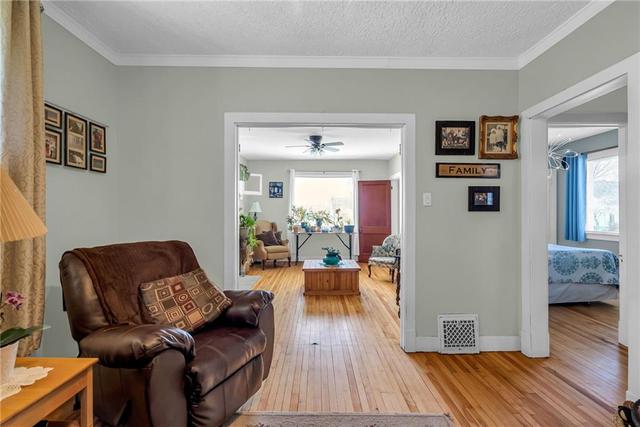 1009 Second Street W, House detached with 3 bedrooms, 1 bathrooms and 4 parking in Cornwall ON | Image 8