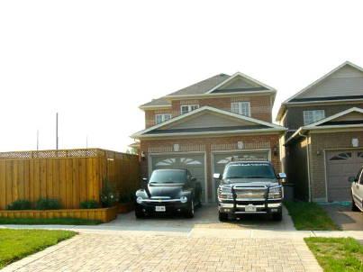 2 Mccartney Ave, House detached with 3 bedrooms, 3 bathrooms and 4 parking in Whitby ON | Image 1