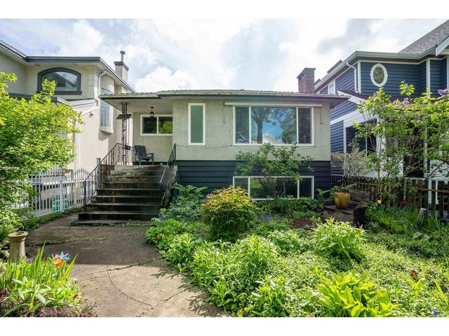 6222 St. Catherines Street, House detached with 5 bedrooms, 2 bathrooms and null parking in Vancouver BC | Card Image