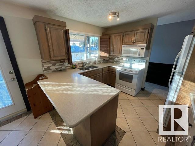 111 Brantford St, House detached with 4 bedrooms, 2 bathrooms and 5 parking in Spruce Grove AB | Image 4