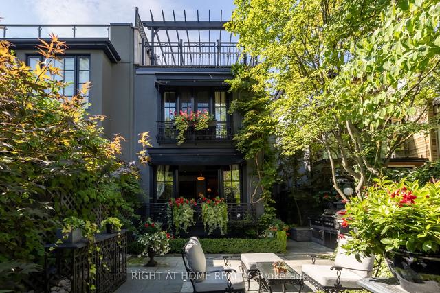 51 Hazelton Ave, House semidetached with 4 bedrooms, 5 bathrooms and 2 parking in Toronto ON | Image 9