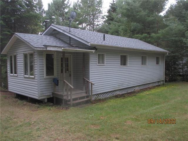 285 Kuiack Lake Road, House detached with 3 bedrooms, 1 bathrooms and 4 parking in Madawaska Valley ON | Image 11