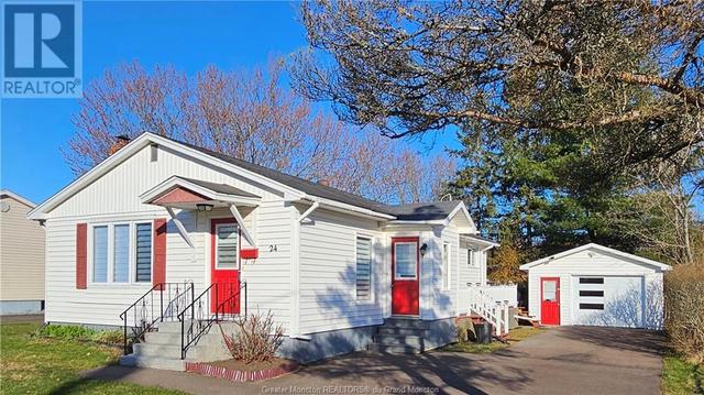 24 Watson Ave, House detached with 3 bedrooms, 2 bathrooms and null parking in Moncton NB | Image 1