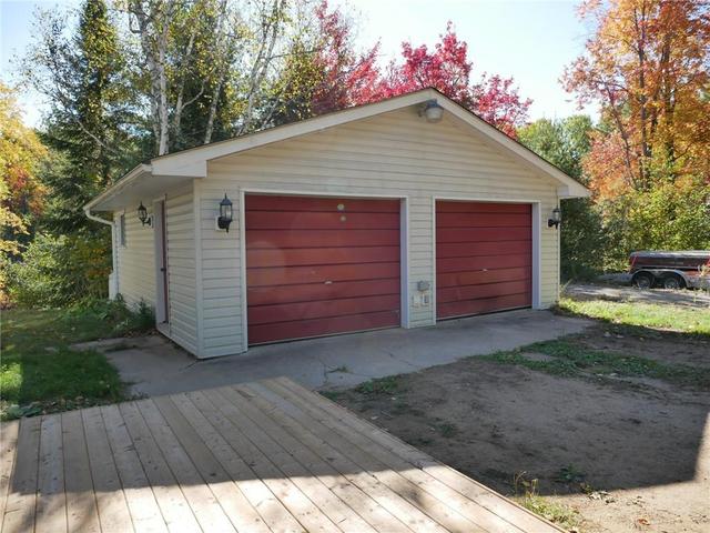 1396 Kamaniskeg Lake Road, House detached with 2 bedrooms, 2 bathrooms and 4 parking in Hastings Highlands ON | Image 28