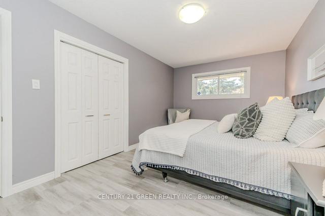 85 Hayes Ave S, House detached with 3 bedrooms, 2 bathrooms and 4 parking in Guelph ON | Image 9