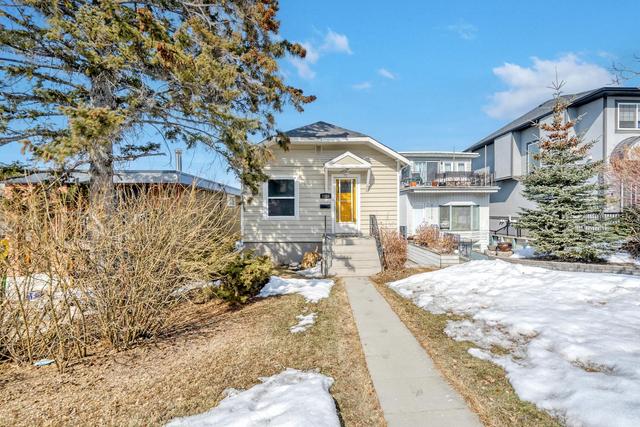 2220 27 Avenue Sw, House detached with 4 bedrooms, 2 bathrooms and 2 parking in Calgary AB | Image 35