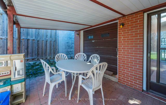 5 Norcross Rd, House detached with 3 bedrooms, 2 bathrooms and 3 parking in Toronto ON | Image 31