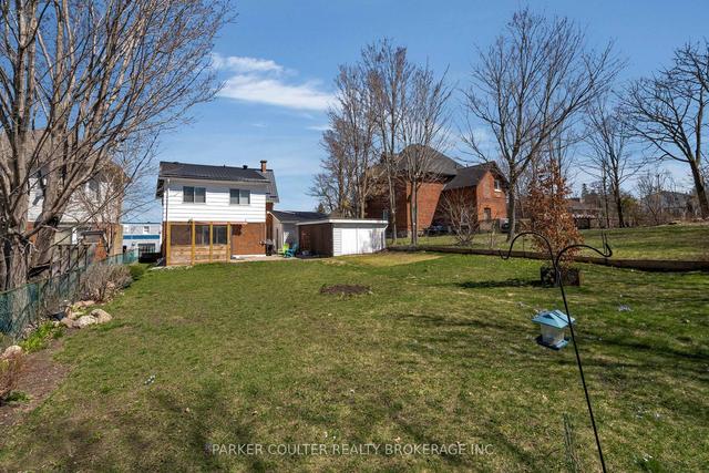 220 Third St, House detached with 5 bedrooms, 3 bathrooms and 4 parking in Midland ON | Image 28