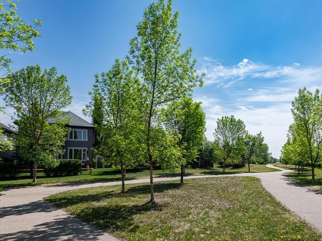 39 Cougar Plateau Place Sw, House detached with 4 bedrooms, 3 bathrooms and 4 parking in Calgary AB | Image 45