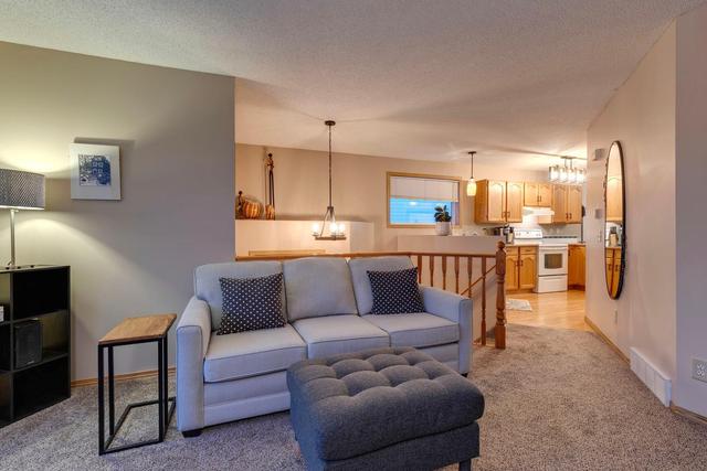 169 Country Hills Place Nw, House detached with 3 bedrooms, 2 bathrooms and 3 parking in Calgary AB | Image 16