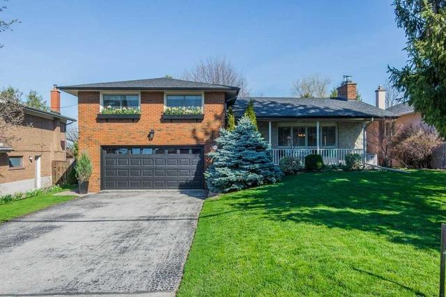 128 Elvaston Dr, House detached with 3 bedrooms, 3 bathrooms and 6 parking in Toronto ON | Image 1