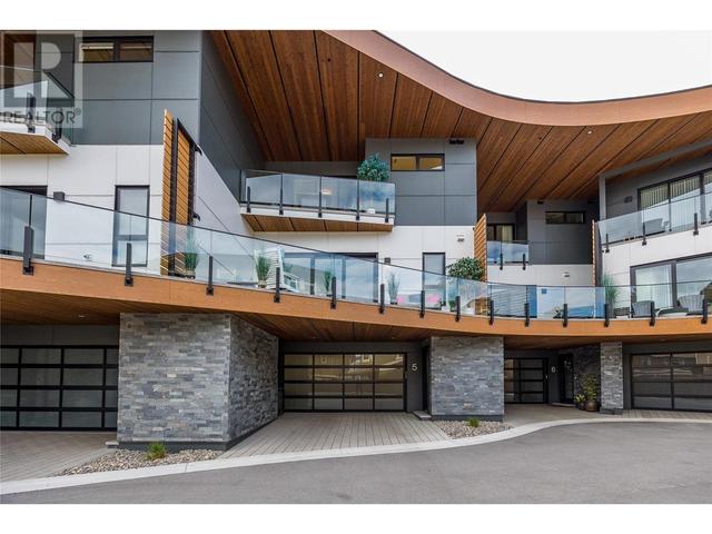 5 - 4364 Beach Avenue, House attached with 2 bedrooms, 2 bathrooms and 3 parking in Peachland BC | Image 3