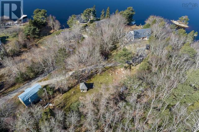 13576 Peggys Cove Road, House detached with 4 bedrooms, 2 bathrooms and null parking in Halifax NS | Image 34