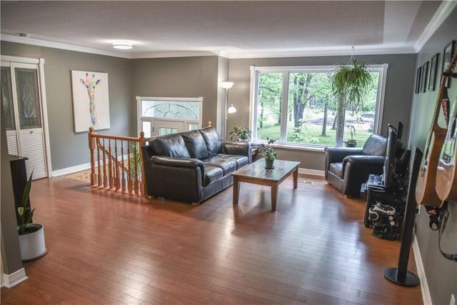 70 Sylvan Drive, House detached with 3 bedrooms, 2 bathrooms and 3 parking in Petawawa ON | Image 8