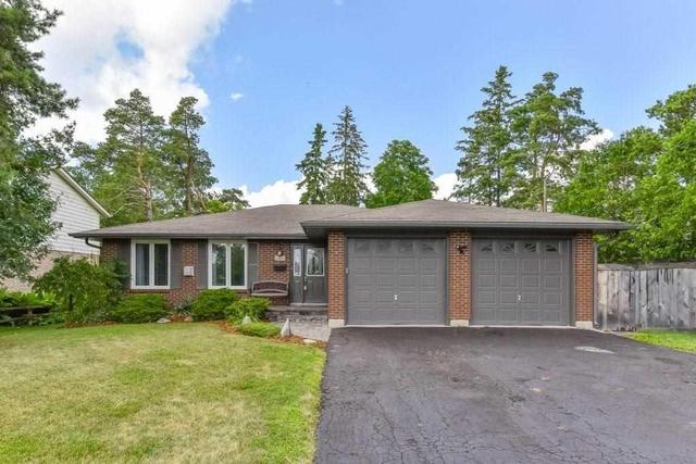 308 Lexington Rd, House detached with 3 bedrooms, 3 bathrooms and 9 parking in Waterloo ON | Image 1