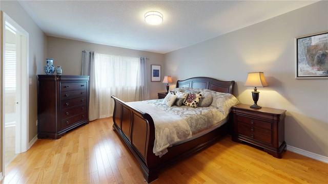 3 Neeley Rd, House semidetached with 4 bedrooms, 3 bathrooms and 3 parking in Markham ON | Image 7