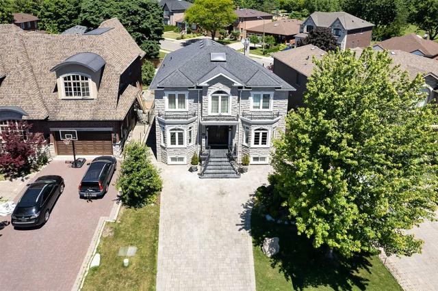 718 Glengrove Ave, House detached with 4 bedrooms, 4 bathrooms and 4 parking in Toronto ON | Image 1
