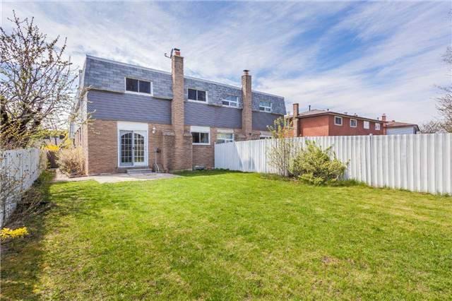 36 Revlis Cres, House semidetached with 4 bedrooms, 3 bathrooms and 2 parking in Toronto ON | Image 20