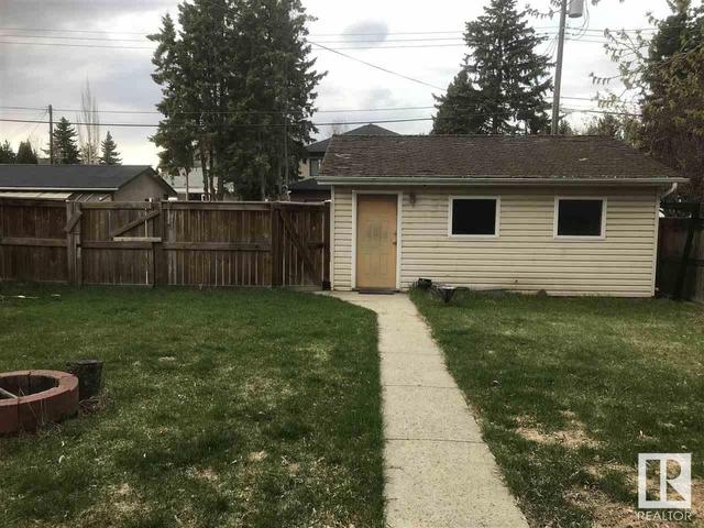 14022 104a Av Nw, House detached with 3 bedrooms, 2 bathrooms and null parking in Edmonton AB | Image 14