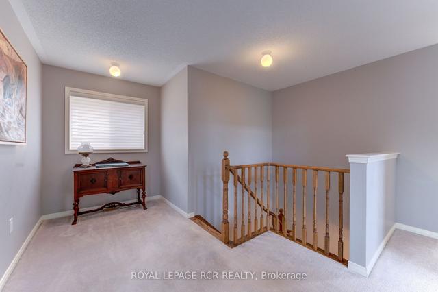 12 Bolster Rd, House detached with 4 bedrooms, 3 bathrooms and 4 parking in Brantford ON | Image 7