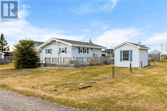 4 Colibris, House detached with 2 bedrooms, 1 bathrooms and null parking in Beaubassin East NB | Image 3