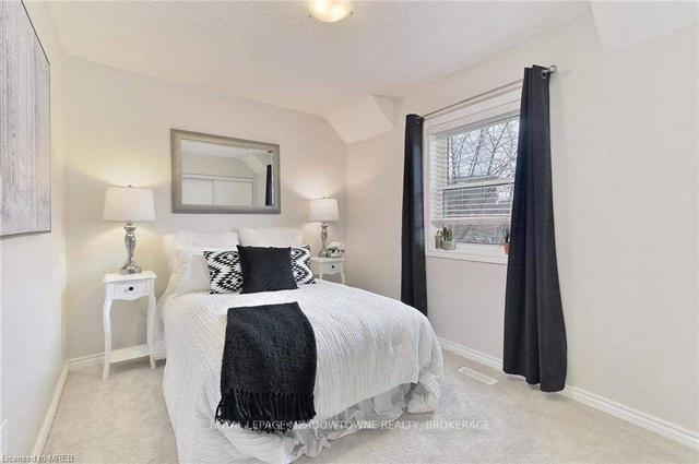 1723 Crately Crt, House detached with 4 bedrooms, 4 bathrooms and 6 parking in Mississauga ON | Image 9