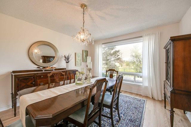 118 Huntington Park Dr, House detached with 4 bedrooms, 4 bathrooms and 4 parking in Markham ON | Image 8