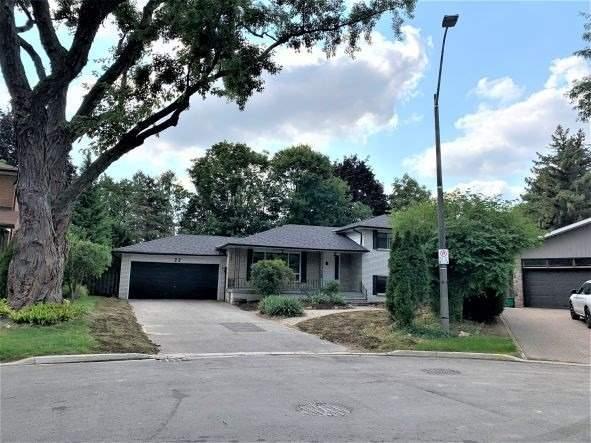 22 St Andres Crt, House detached with 4 bedrooms, 3 bathrooms and 6 parking in Markham ON | Image 1