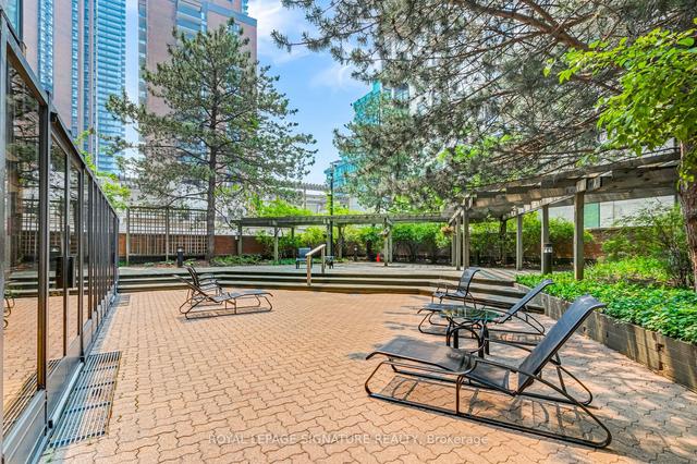 1903 - 1166 Bay St, Condo with 2 bedrooms, 2 bathrooms and 1 parking in Toronto ON | Image 19