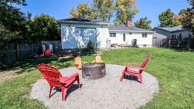 2091 Victoria St, House detached with 2 bedrooms, 2 bathrooms and 7 parking in Innisfil ON | Image 24