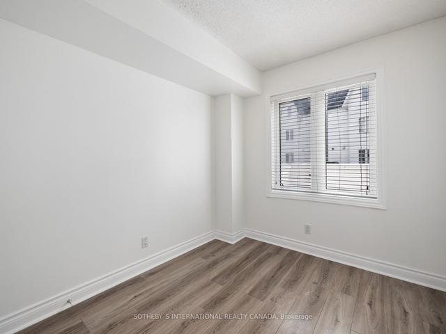 802 - 12 Sudbury St, Condo with 3 bedrooms, 1 bathrooms and 1 parking in Toronto ON | Image 6
