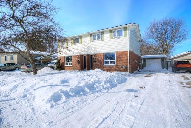 106 Keats Drive, House semidetached with 3 bedrooms, 1 bathrooms and 4 parking in Woodstock ON | Image 1