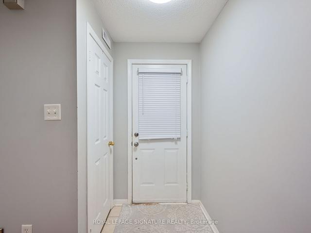 39 - 239 Ferndale Dr S, Townhouse with 3 bedrooms, 2 bathrooms and 2 parking in Barrie ON | Image 23