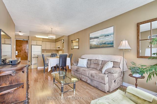 1803 - 256 Doris Ave, Condo with 2 bedrooms, 2 bathrooms and 1 parking in Toronto ON | Image 8