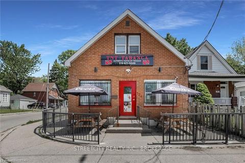 124 Rectory St, London, ON, N5Z2A1 | Card Image